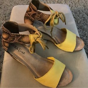 DIBA True Yellow Wedge Heels Size 9